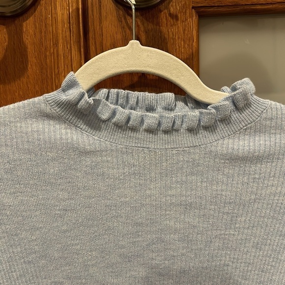 Brand new beautiful light blue sweater by White House black market - Picture 3 of 8
